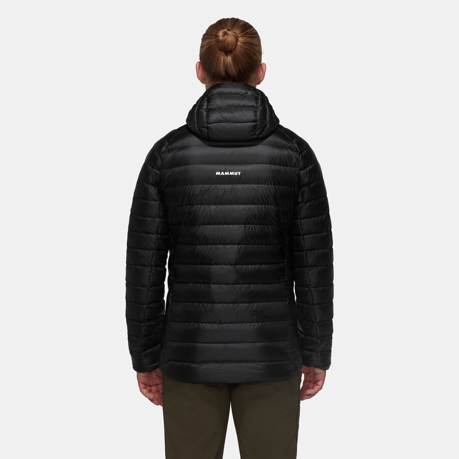 jaqueta com capuz broad peak in masculina azul-petróleo escuro e preto.