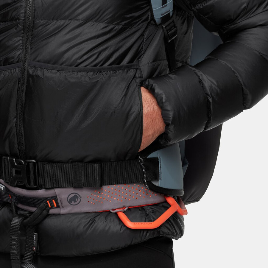 jaqueta com capuz broad peak pro in masculina cor verde-azulado escuro.