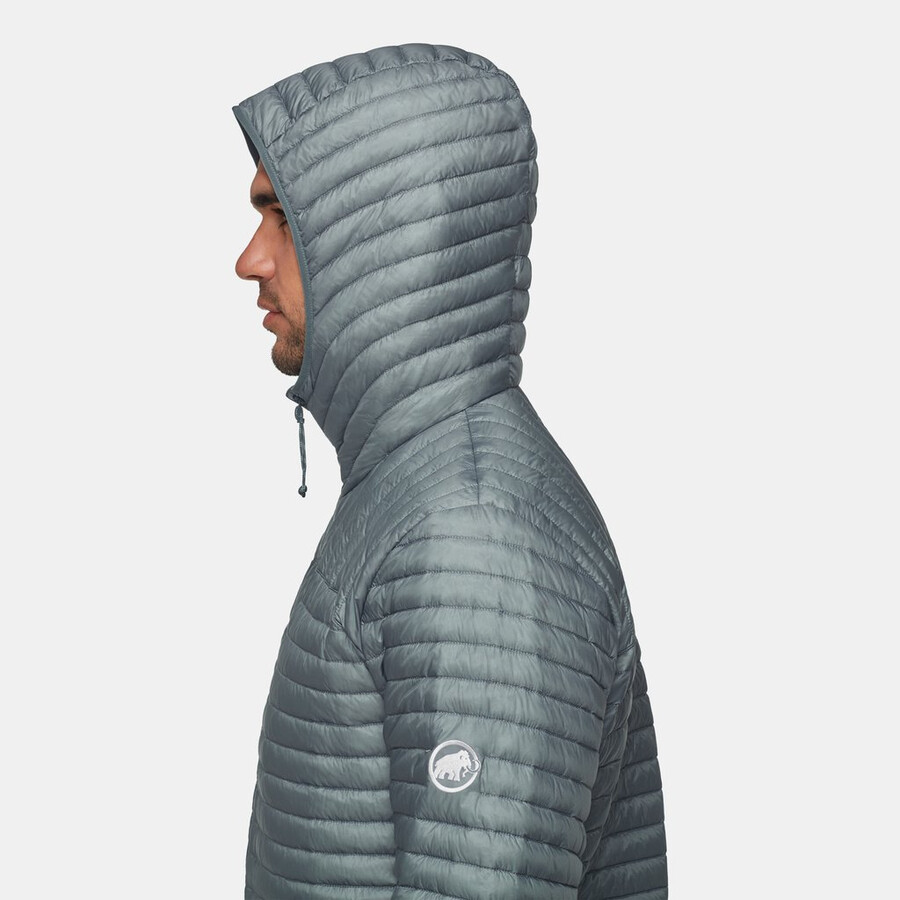 jaqueta com capuz broad peak light in para homens pinea