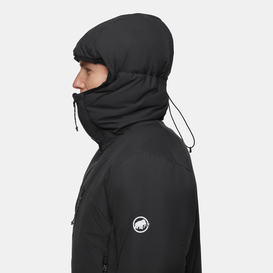 jaqueta com capuz rime pro belay in masculina cor preta.