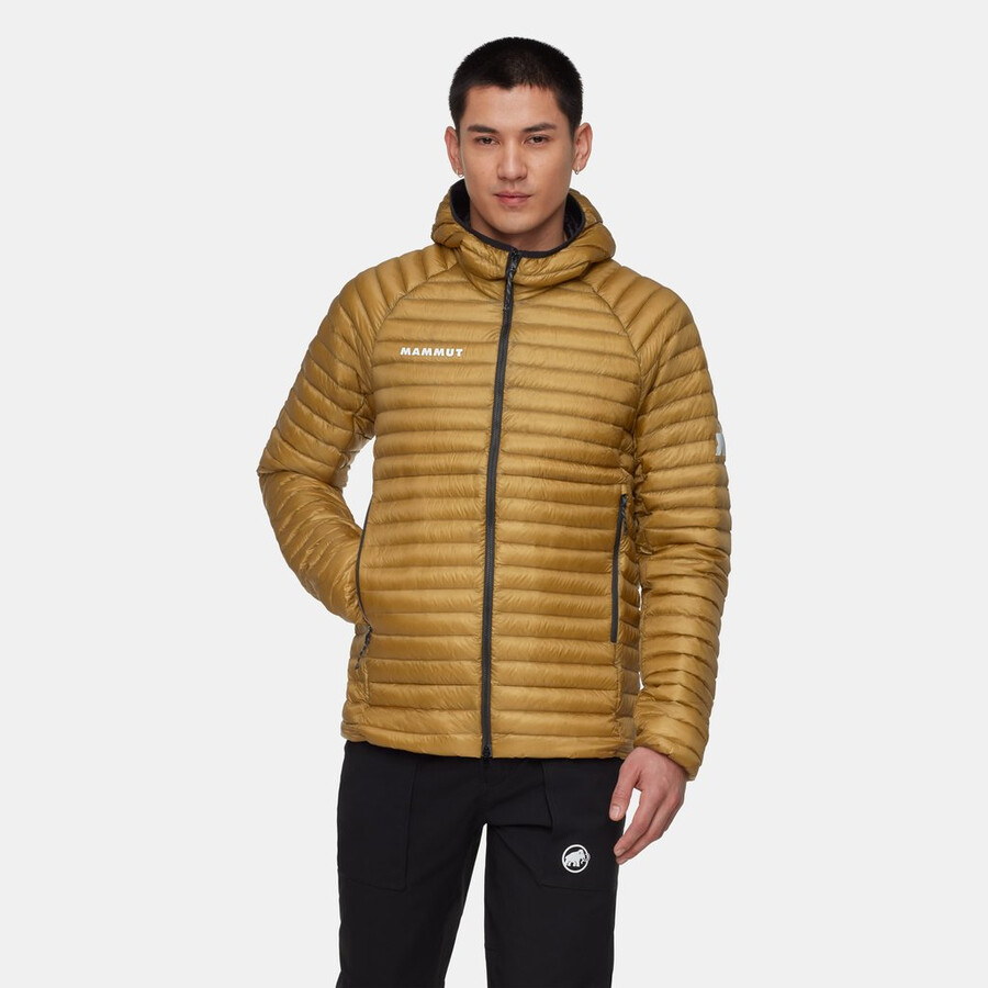 jaqueta com capuz assos x mammut aenergy in masculina natural-marrom-bege