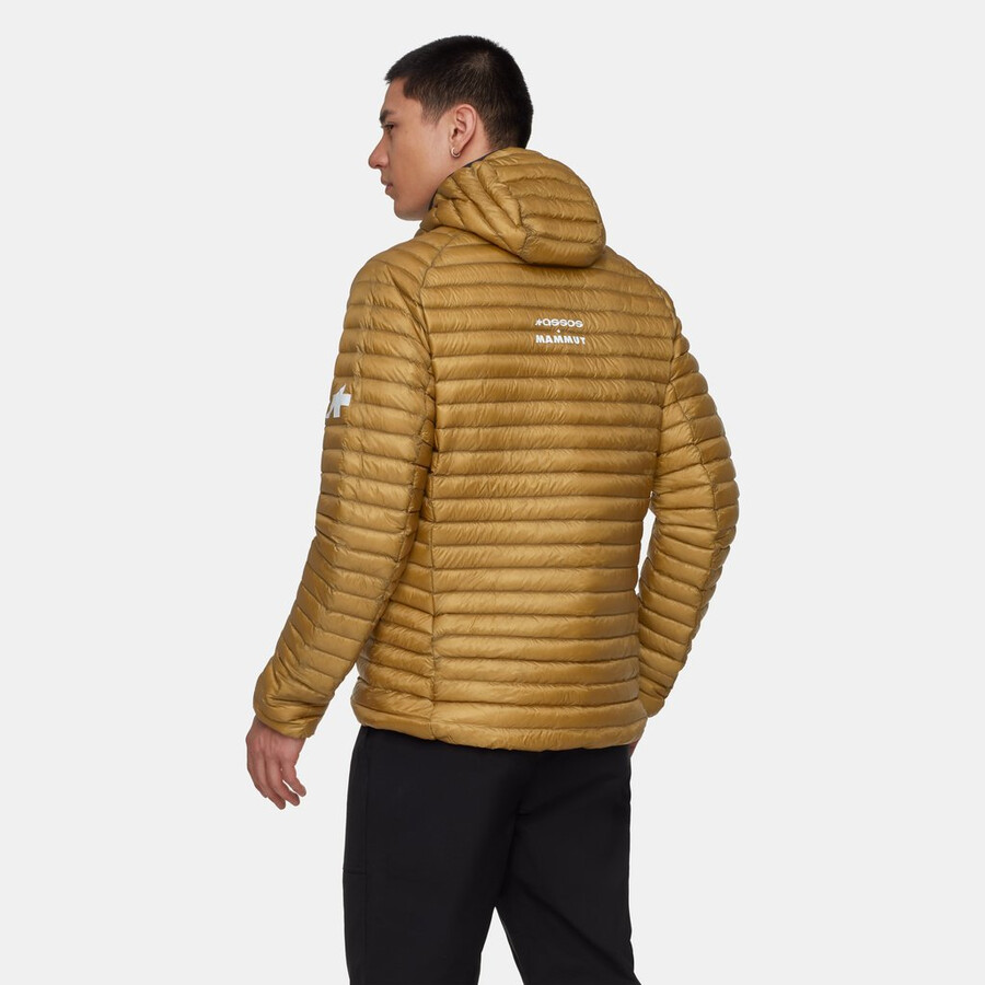 jaqueta com capuz assos x mammut aenergy in masculina natural-marrom-bege