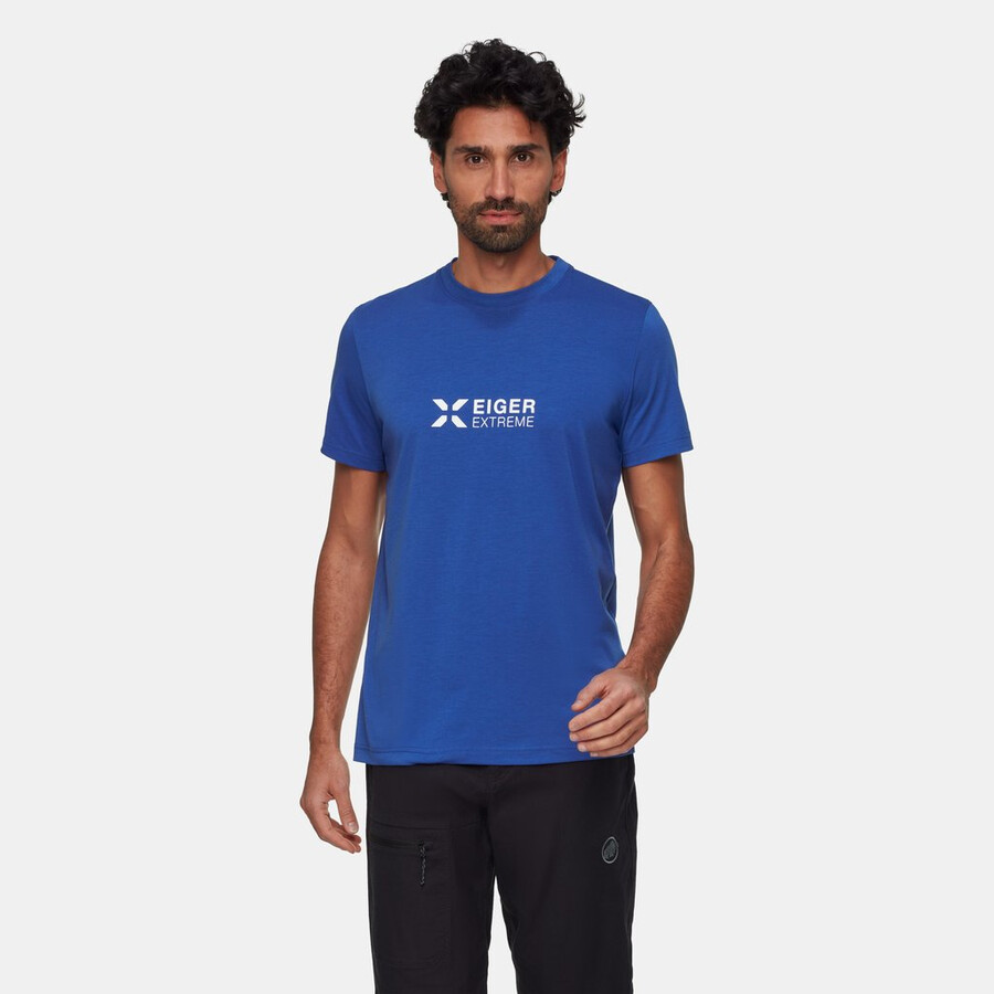 camiseta masculina com o logotipo do eiger azul eiger.