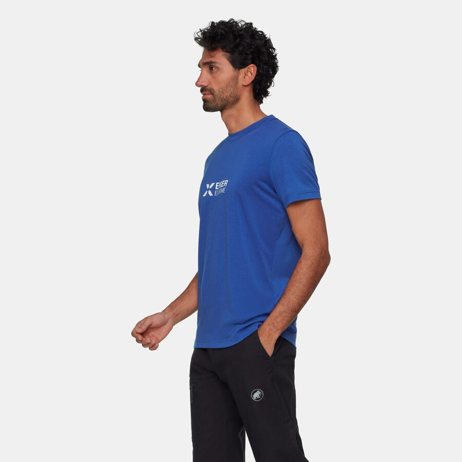 camiseta masculina com o logotipo do eiger azul eiger.