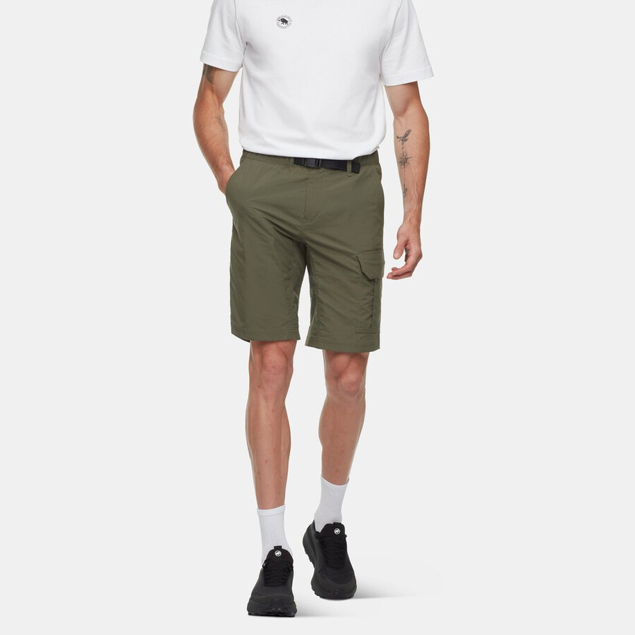 calções cargo para caminhada masculinos pretos.