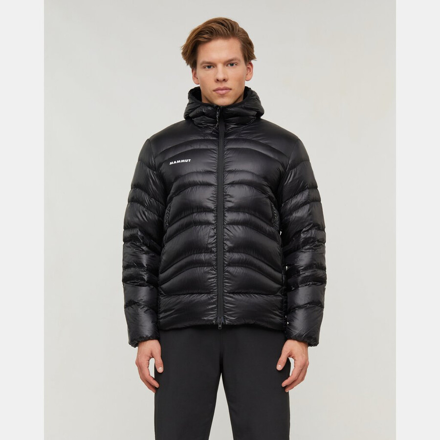 jaqueta com capuz valley light in masculina preta.
