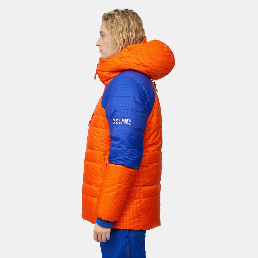 jaqueta com capuz eiger nordwand advanced down in feminina cor laranja eigerazul eiger
