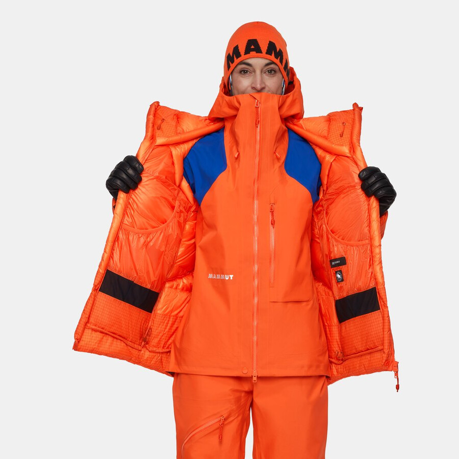jaqueta com capuz eiger nordwand advanced down in feminina cor laranja eigerazul eiger