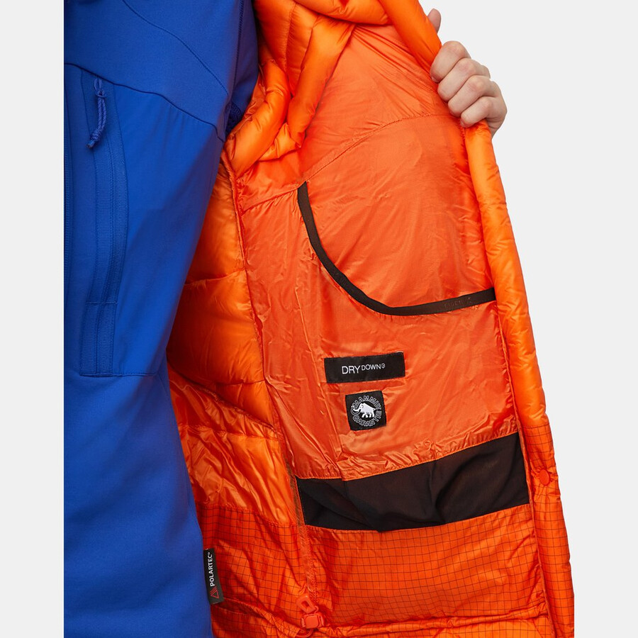 jaqueta com capuz eiger nordwand advanced down in feminina cor laranja eigerazul eiger