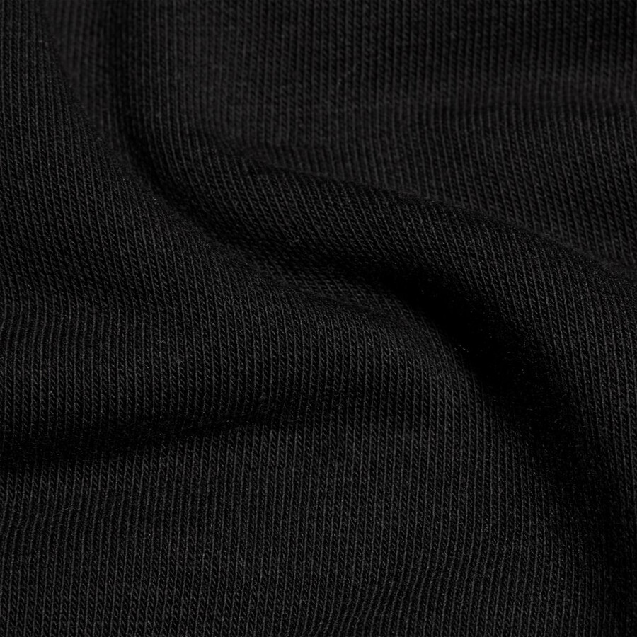 camiseta feminina mammut core ml com gola redonda e logo preto.