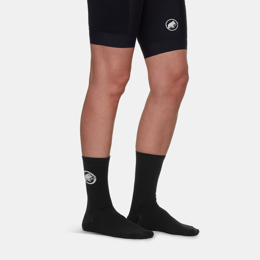 meias assos x mammut gravel primavera outono preto